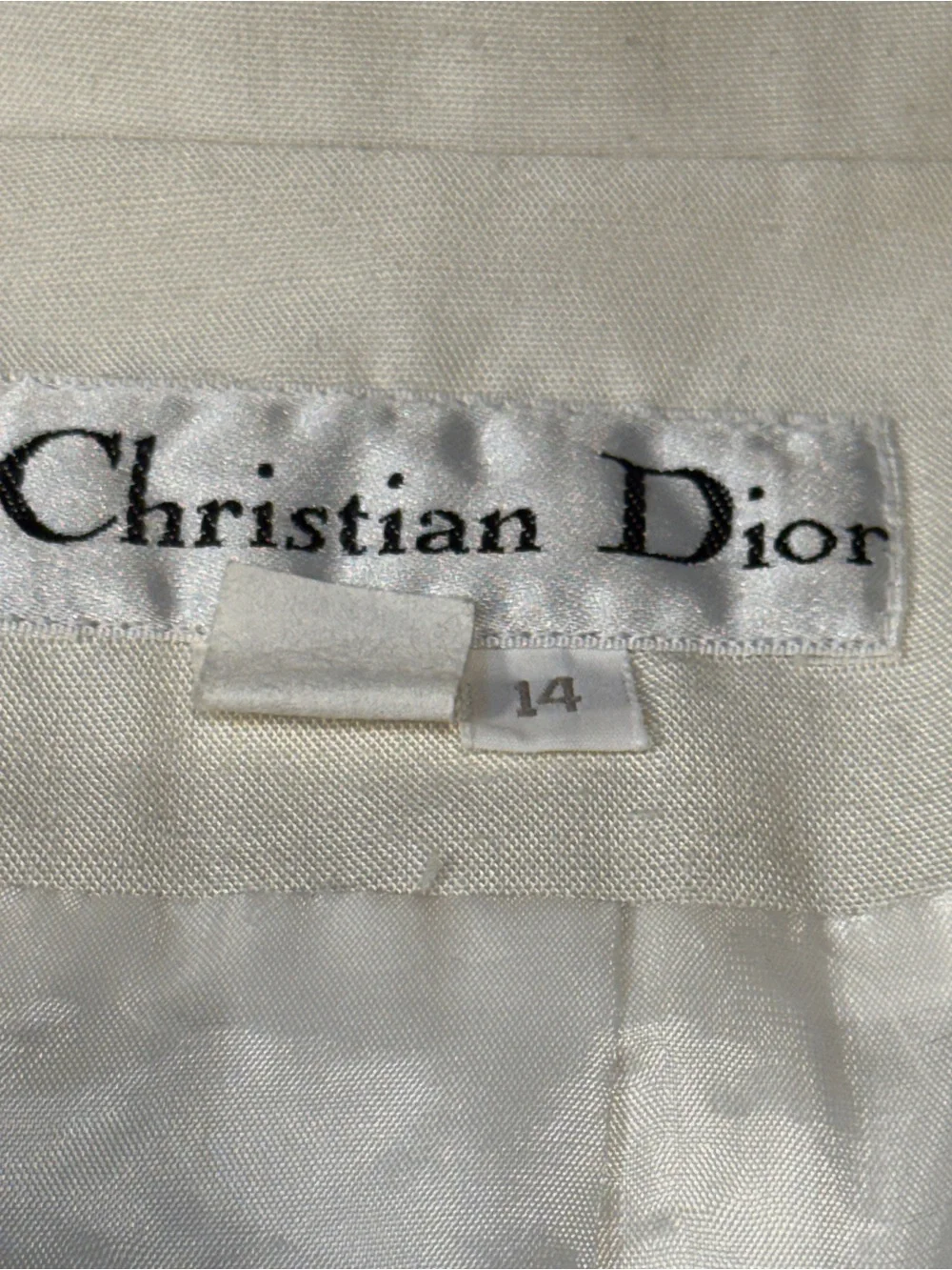 Dior elegant cream